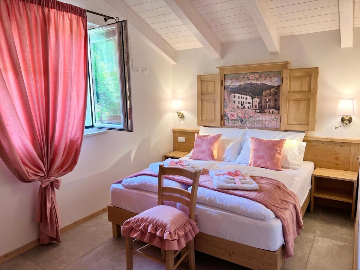 La Finestra Sul Giardino - B&B Cavedine Екстер'єр фото