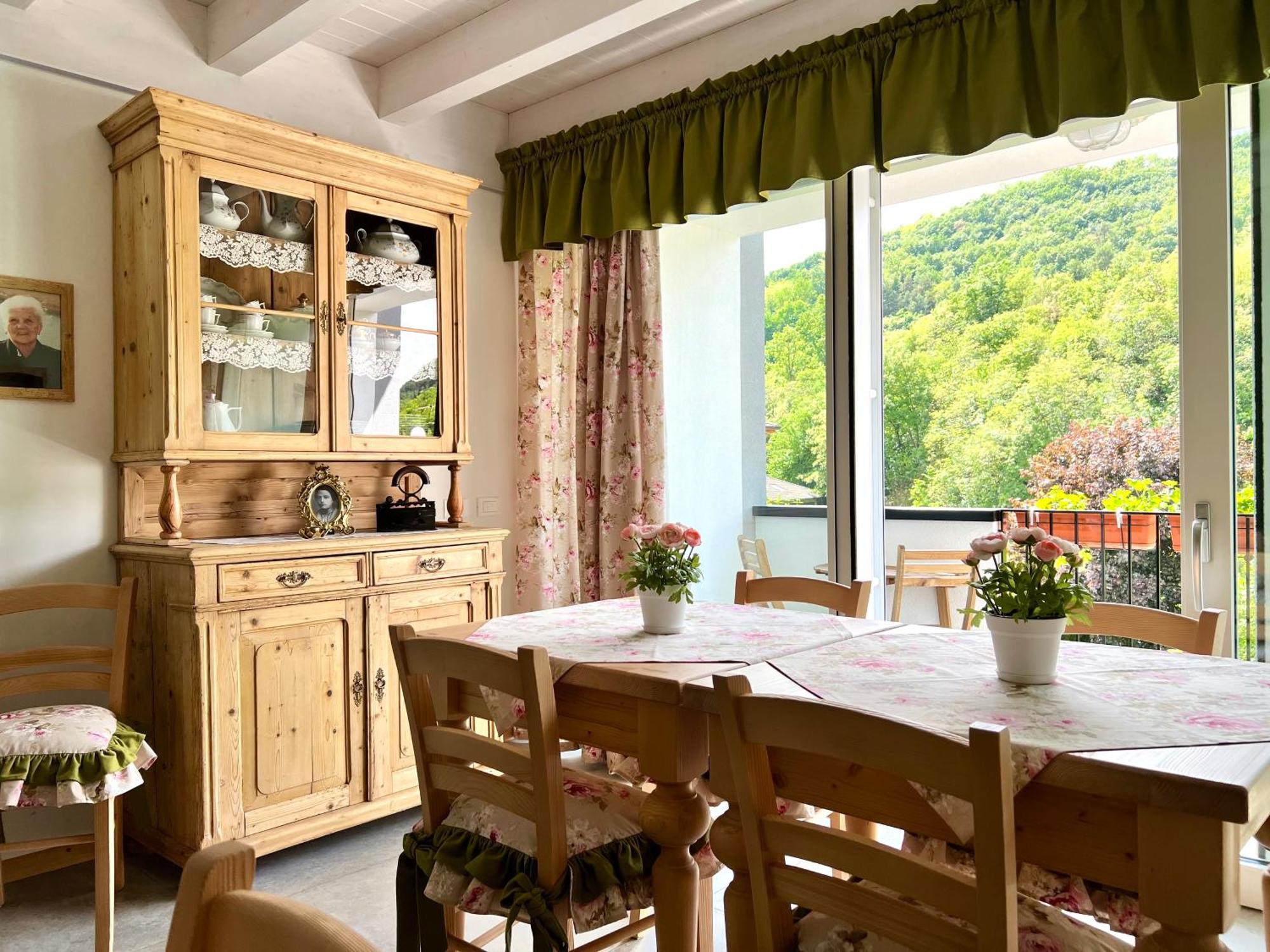 La Finestra Sul Giardino - B&B Cavedine Екстер'єр фото