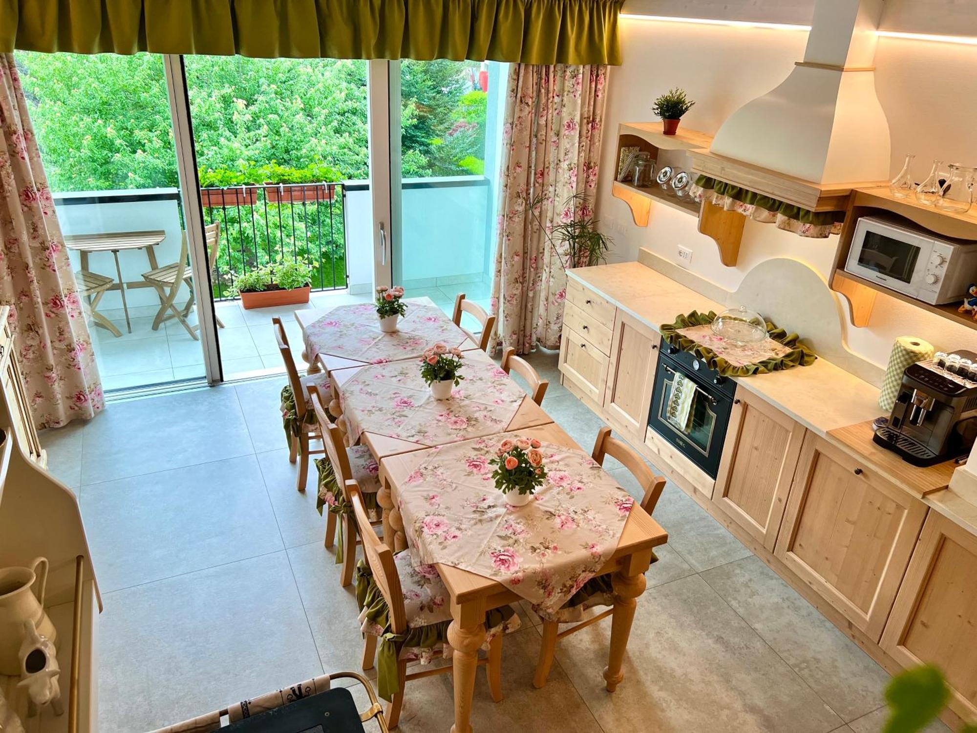 La Finestra Sul Giardino - B&B Cavedine Екстер'єр фото